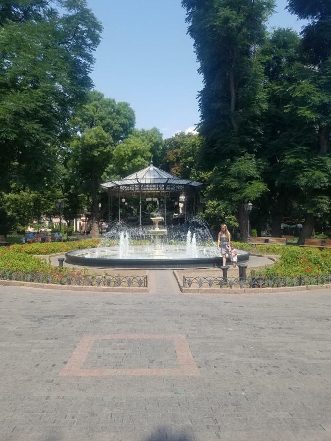 Двухкомнатная Квартира,500М И Дерибасовская,Всегда Есть Свет Οδησσός Εξωτερικό φωτογραφία